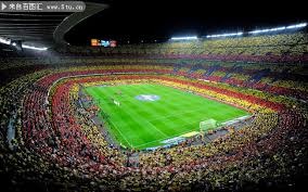 记者：戈登昨天骑自行车摔倒擦伤小腿和鼻子，但没有大碍